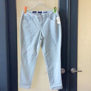 Skinny leg  pants size 14 new with tag